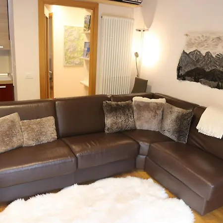 Italian With Hot Tub Apartment Arabba